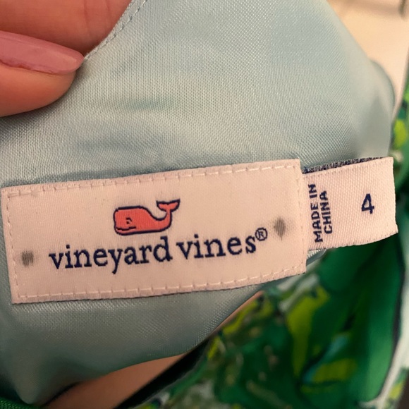 Vineyard Vine Palm leaf print size 4 - Picture 5 of 6